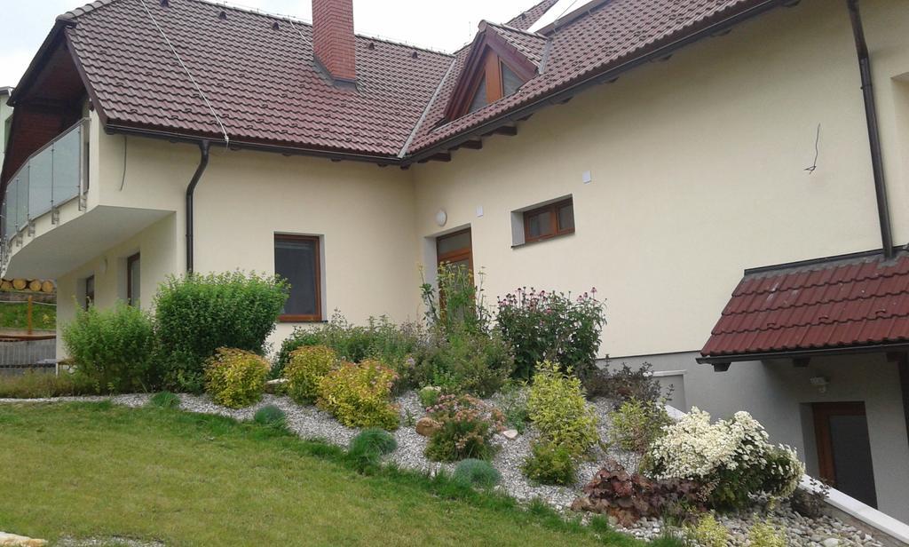 Penzion Emilia Ruzomberok Dış mekan fotoğraf